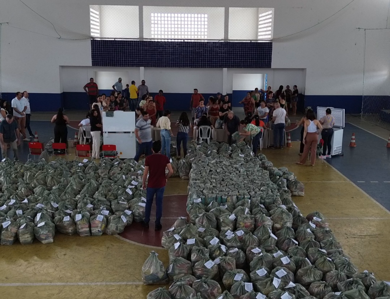 Prefeitura de V�rzea conclui distribui��o de cestas b�sicas e peixes da Semana Santa e beneficia fam�lias