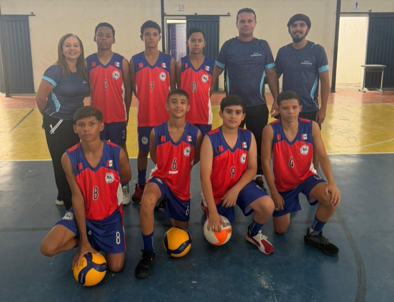 Atletas de V�rzea conquistam medalhas de ouro e t�tulo in�dito na nata��o nos Jogos Escolares da Para�ba etapa regional